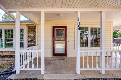 109 Thomas St, Joshua, TX 76058 - photo 4