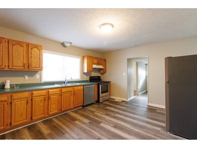 2622 Delaware St, Anderson, IN 46016 - photo 5