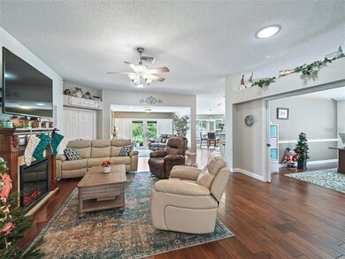 7146 SE 173rd Arlington Loop, The Villages, FL 32162 - photo 7