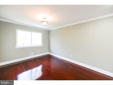 111 Snow Drop Ln, Penns Grove, NJ 08069 - photo 4