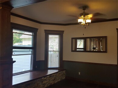 Window seat in the dining room
