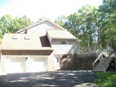 226 Saunders Ct, Cresco, PA 18326 - photo 4