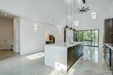 643 Simple Way, San Antonio, TX 78209 - photo 4