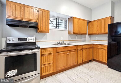 1902 N Monroe St, Baltimore, MD 21217 - photo 7