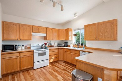 516 E Tara Lee Ave, Medical Lake, WA 99022 - photo 7