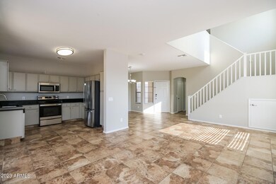 005-photo-dining-room-9524631