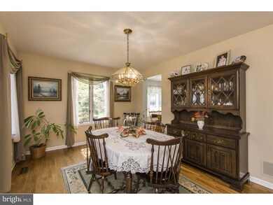 320 Beechtree Dr, Broomall, PA 19008 - photo 6