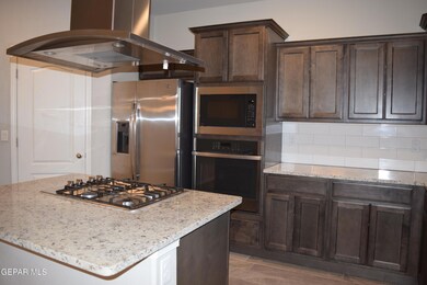 964 Clapham St, El Paso, TX 79928 - photo 2