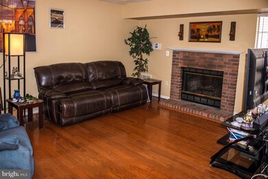 207 Wind Ridge Dr, Stafford, VA 22554 - photo 3