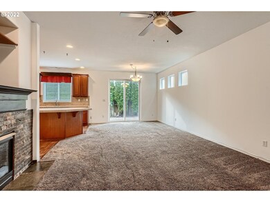 962 SW 17th Way, Troutdale, OR 97060 - photo 7