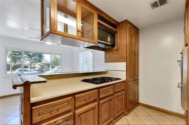 13514 Chivers Ave, Sylmar, CA 91342 - photo 5