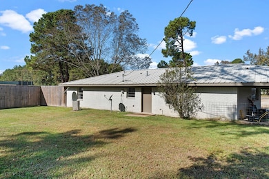 1687 Texas 7, Center, TX 75935 - photo 4