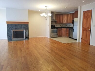152 Quincy Shore Dr unit 25, Quincy, MA 02171 - photo 3