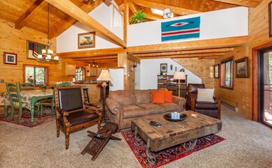 006_Living Room