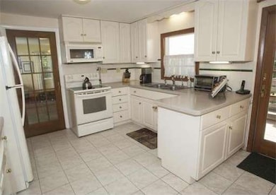 74 Seminole Rd, Acton, MA 01720 - photo 4