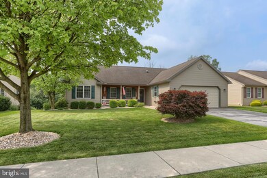 113 Arbor Dr, Myerstown, PA 17067 - photo 3