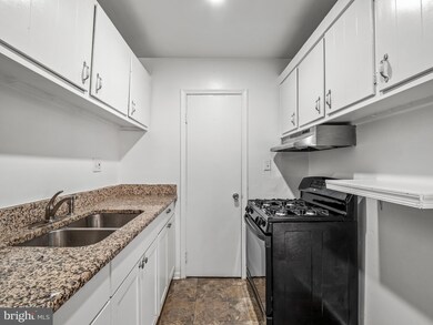 7525 Riverdale Rd unit 1812, New Carrollton, MD 20784 - photo 5