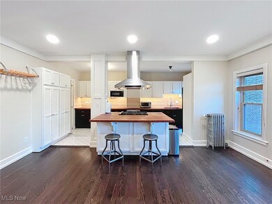 2330 Euclid Heights Blvd unit 301, Cleveland, OH 44106 - photo 2