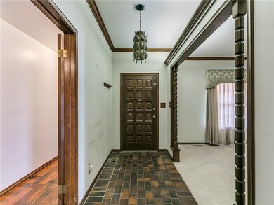 12008 Camelot Dr, Oklahoma City, OK 73120 - photo 7