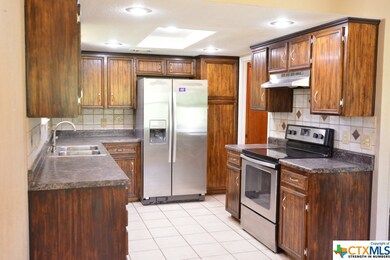 2711 Phyllis Dr, Copperas Cove, TX 76522 - photo 6