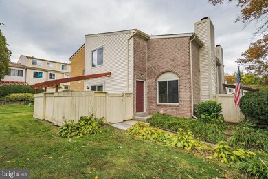 5 Grazing Ct, Montgomery Village, MD 20886 - photo 2