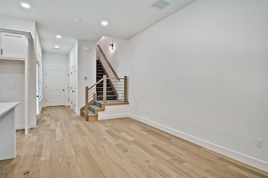 510 W Persimmon St, Rogers, AR 72756 - photo 6