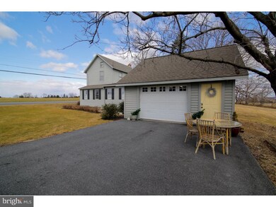 8388 Airport Rd, Northampton, PA 18067 - photo 2