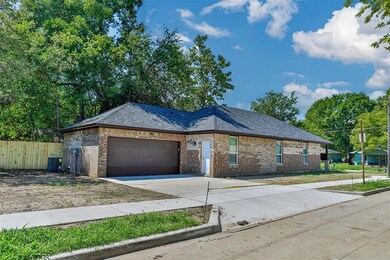 344 N Taylor St, Gainesville, TX 76240 - photo 2