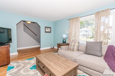 9 Kelton Ct, Albany, NY 12209 - photo 3