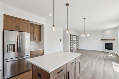 N174W20608 Laurel Springs Cir, Jackson, WI 53037 - photo 5