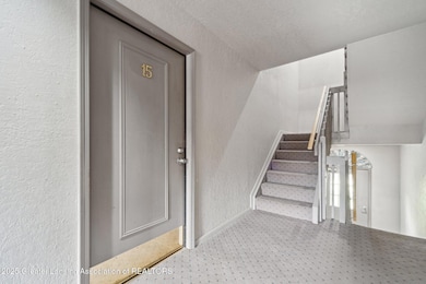 1747-Maple-Ridge-Rd-Apt-15-WindowStill-R