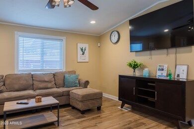 2705eJuniper-020323-007