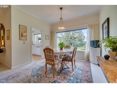 2455 SW Gregory Dr, West Linn, OR 97068 - photo 5