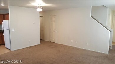 8390 Pearl Beach Ct, Las Vegas, NV 89139 - photo 3