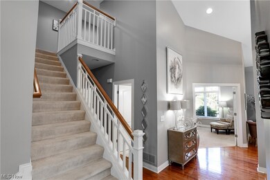 612 Burgess Cir, Aurora, OH 44202 - photo 5