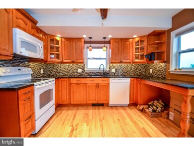 2209 N 1st Ave, Whitehall, PA 18052 - photo 7