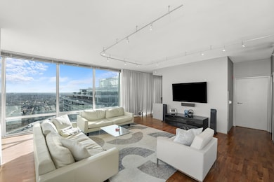 Optima Old Orchard Woods Condos unit 2015, Skokie, IL 60077 - photo 3