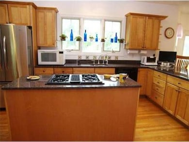 121 Schoolhouse Ln, Boxborough, MA 01719 - photo 6