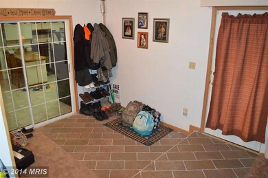 537 W Piedmont St, Keyser, WV 26726 - photo 2