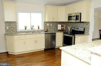 406 E Timonium Rd, Lutherville Timonium, MD 21093 - photo 4