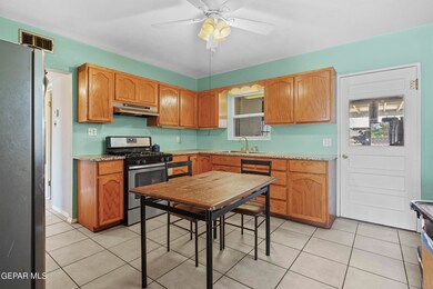449 Grace Place, El Paso, TX 79915 - photo 6