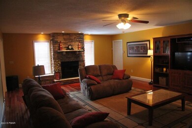 282 Keystone Rd, Lake Ariel, PA 18436 - photo 4