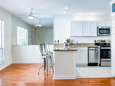 801 Henry Clay Ave unit 215, New Orleans, LA 70118 - photo 5