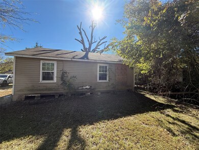 114 Nicholson St, Sulphur Springs, TX 75482 - photo 7