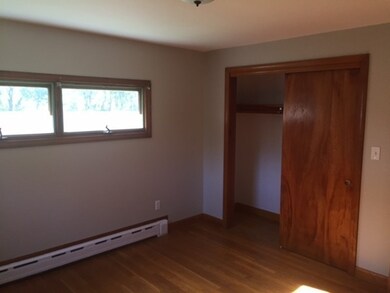 82 Merrimac St, South Dartmouth, MA 02748 - photo 7