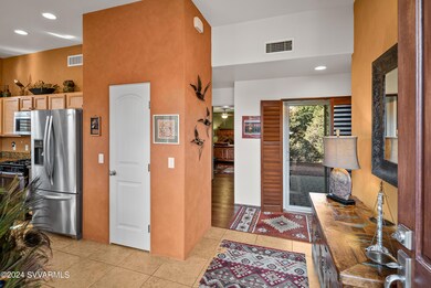 JL_2255WhippetWay-interiors-01