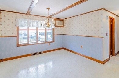 27 Oakcrest Cir, Methuen, MA 01844 - photo 7