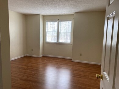 74 Tennis Plaza Rd unit 39, Dracut, MA 01826 - photo 4