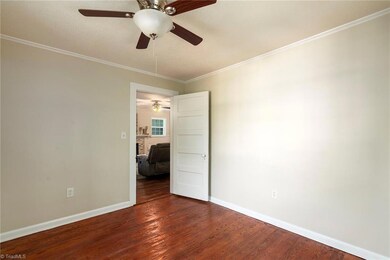 219 S Mccrary St, Asheboro, NC 27203 - photo 6