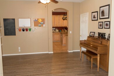 frontroom1